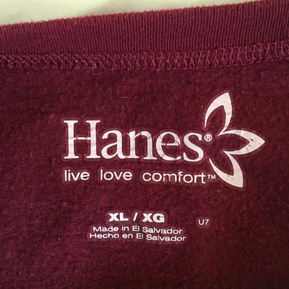 Hanes classic sweatshirt maroon color. Size XL. - Picture 3 of 4